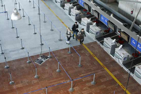 Strike grounds hundreds of flights in France