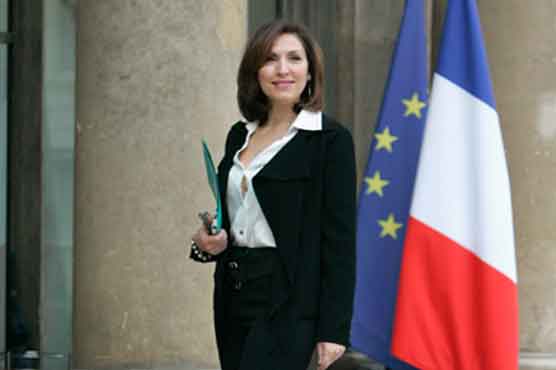 French minister removes 'stay indoors' tip for homeless