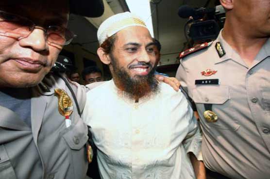 Suspected Bali bomber goes on trial in Indonesia
