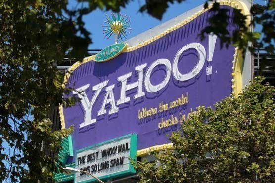 Yahoo shareholder to try to seize 4 board seats