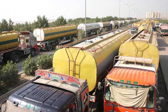 Four NLC oil tankers torched in Karachi