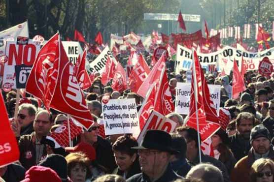 Thousands protest Spain's new labor reforms
