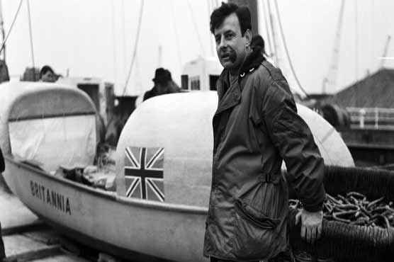 John Fairfax, who crossed oceans in rowboats, dies