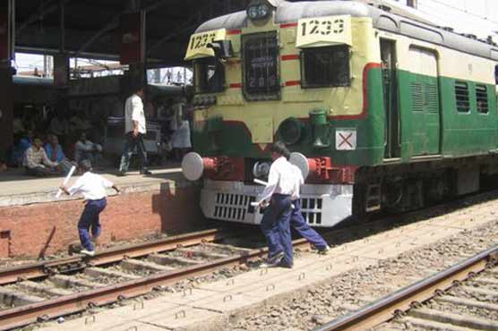 Deadly railway crossings kill 15,000 every year in India
