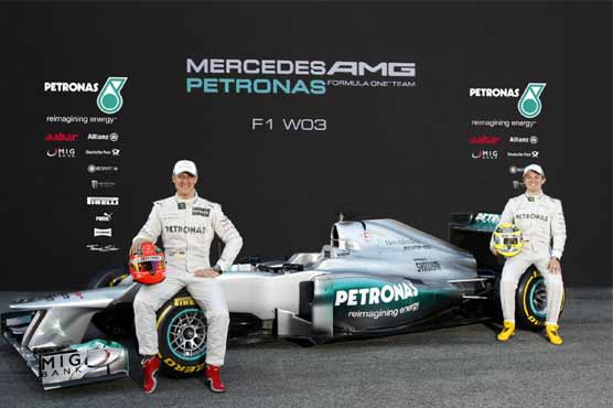F1: Mercedes reveals elegant W03