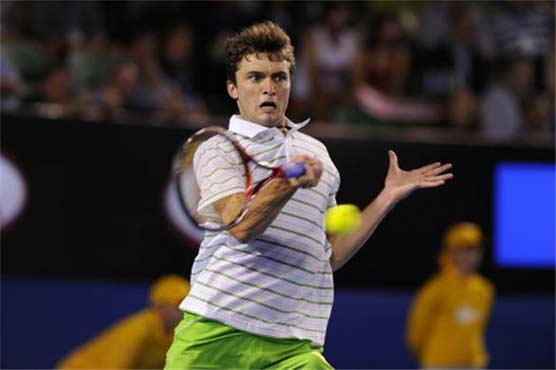 Davydenko reaches 2nd round of Open 13