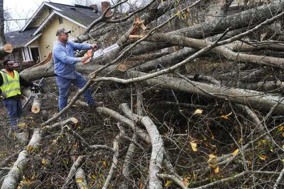 Storms batter dozens of homes in the US state of Georgia