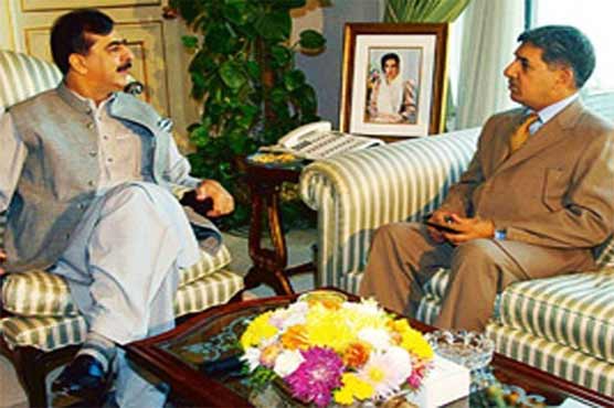 DG ISI discusses security situation with PM 