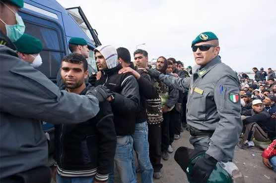 Italy fined for sending migrants back to Libya