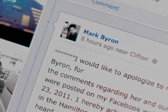 US man given choice of Facebook apology or jail