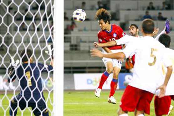 Football: South Korea aim to keep Brazil dream alive