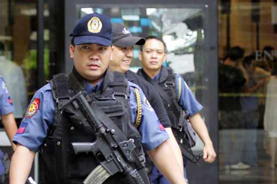 27,000 Filipino policemen don't have official guns
