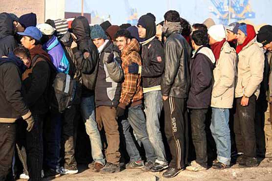 UK restricts settlement visas for foreign workers