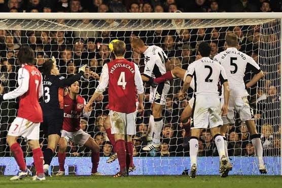 Fulham stuns Arsenal with late goals to win 2-1