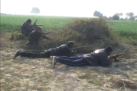 Punjab, Sindh police joint operation in RY Khan