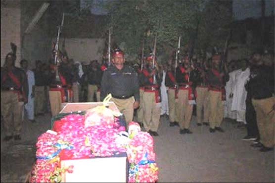 Martyred cop laid to rest in Bahawalnagar