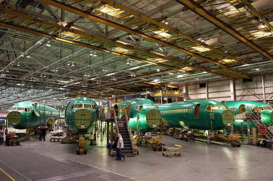 Boeing to close Kansas plant