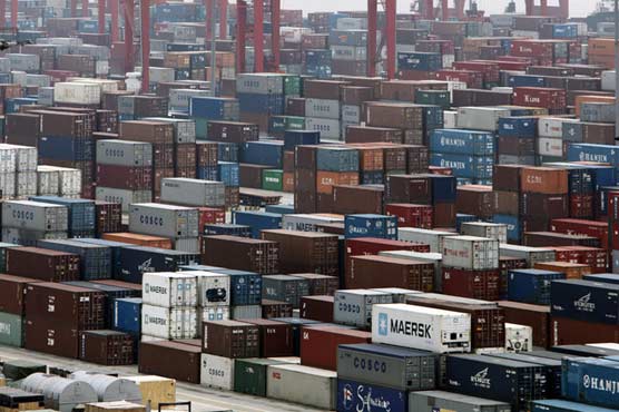 Chinas trade surplus keeps falling
