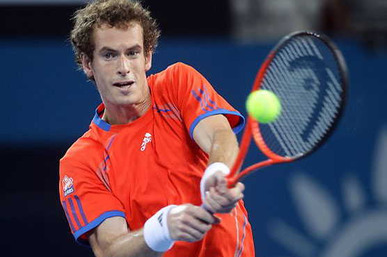 Andy Murray eases into Brisbane semis