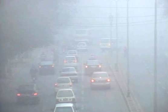 Dense fog disrupts life in Punjab