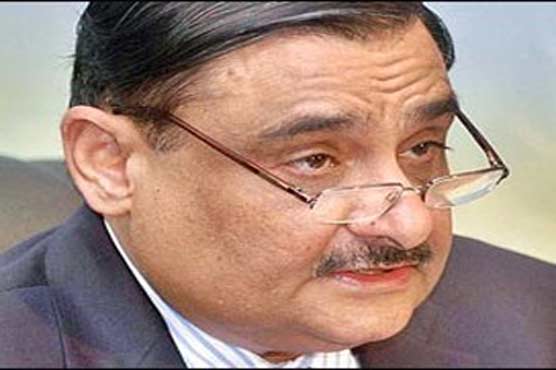 For Dr Asim, patience only solution to gas crisis 