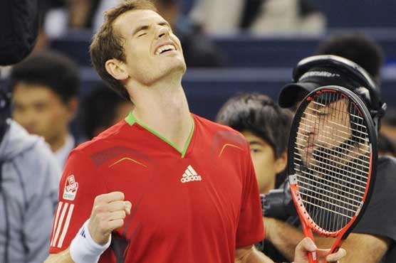 Murray flattens Dolgopolov in Brisbane final