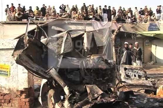 Blast in Jamrud market kills 30, dozens injured