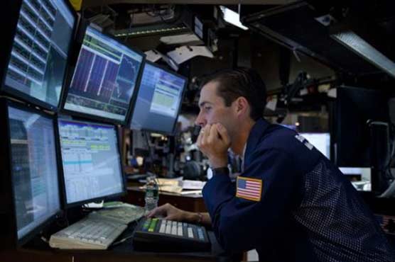 Asian stocks struggle amid dismal data