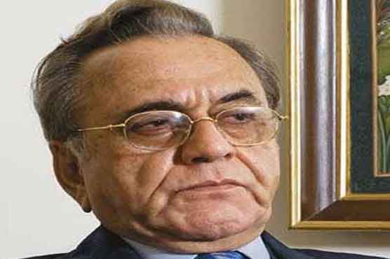 PPP govt wants to be political martyr: Kasuri