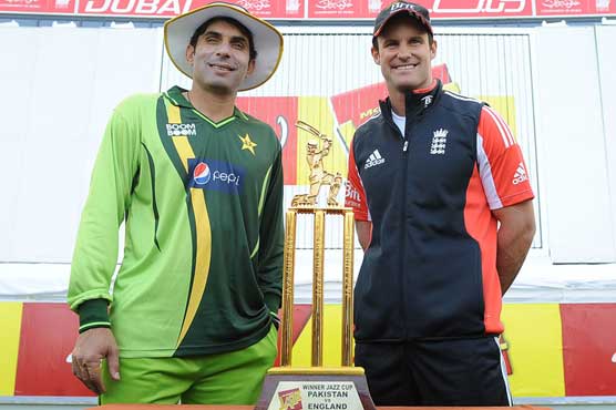 Pakistan, England first Test begins today