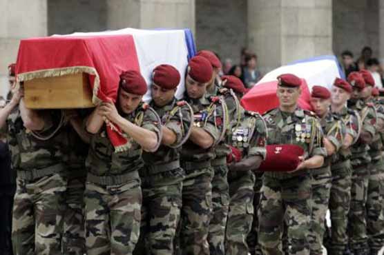 Afghani soldier killed 4 French troops