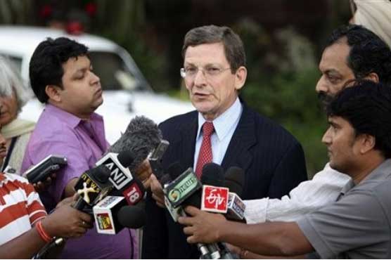 Grossman focuses on talks with Pak during India visit