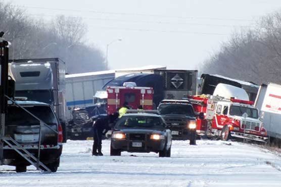 2 Killed on Snowy Ontario Highway