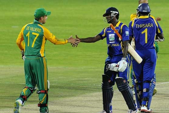 Sri Lanka beat S Africa by 5 wickets in 4th ODI