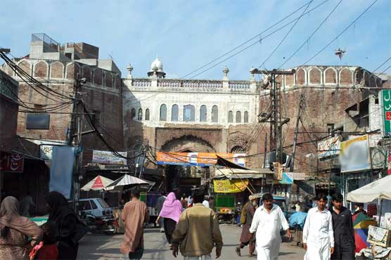 Illegal encroachments ruining Walled City of Lahore 