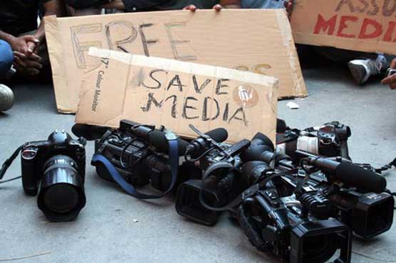 China: 34 journalists jailed over official documents leak