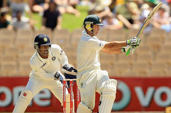 Cricket: Ponting, Clarke make India toil