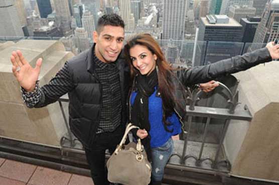 King of the ring Amir Khan to get engaged