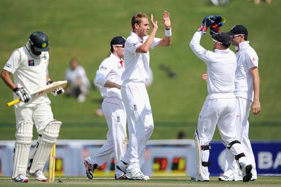 Second Test: Pakistan bowled out for 257