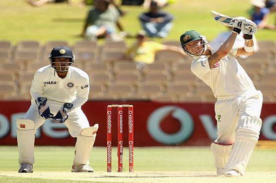 Australia set India 500 runs to win