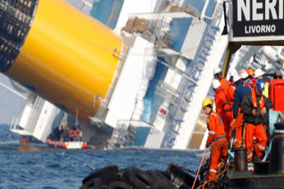 Concordia fuel removal delayed