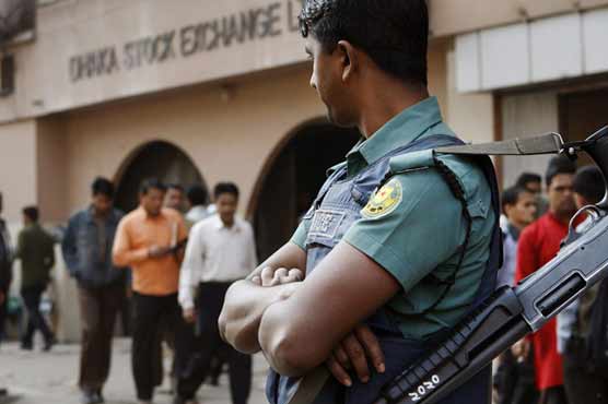 Police open fire at Bangladesh protesters, 3 dead