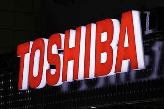 Toshiba cuts outlook after Q3 profit tumbles