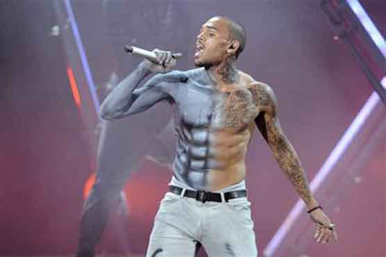 Brown, Beyonce win top BET Awards