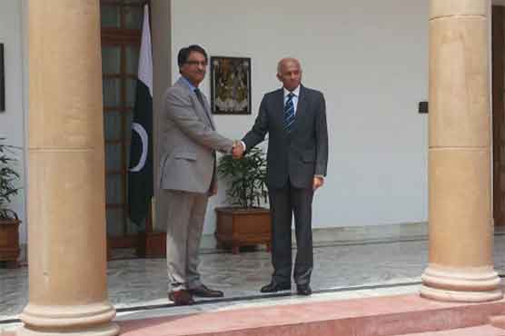 Pak-India Foreign Secretary-level talks begin