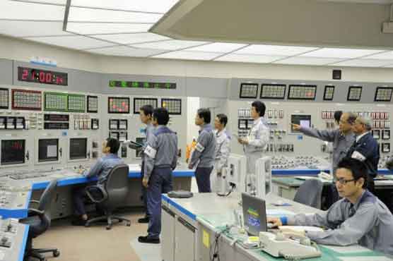 Japan resumes generating nuclear power 