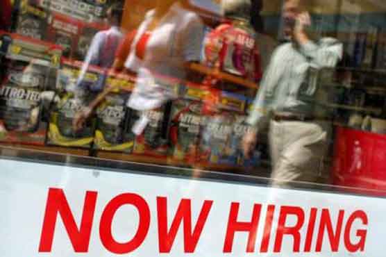 US hiring outlook improves, but economy still weak