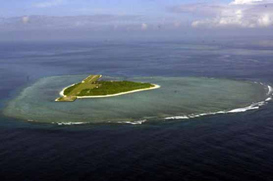 China, Philippines row over islands intensifies 