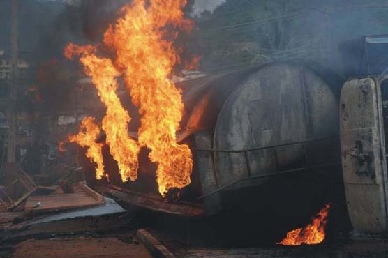 Fuel tanker fire kills 95 in Nigeria