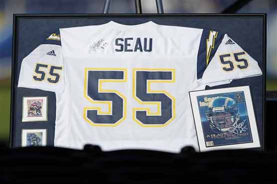 Brain tissue from Seau to be studied for damage
